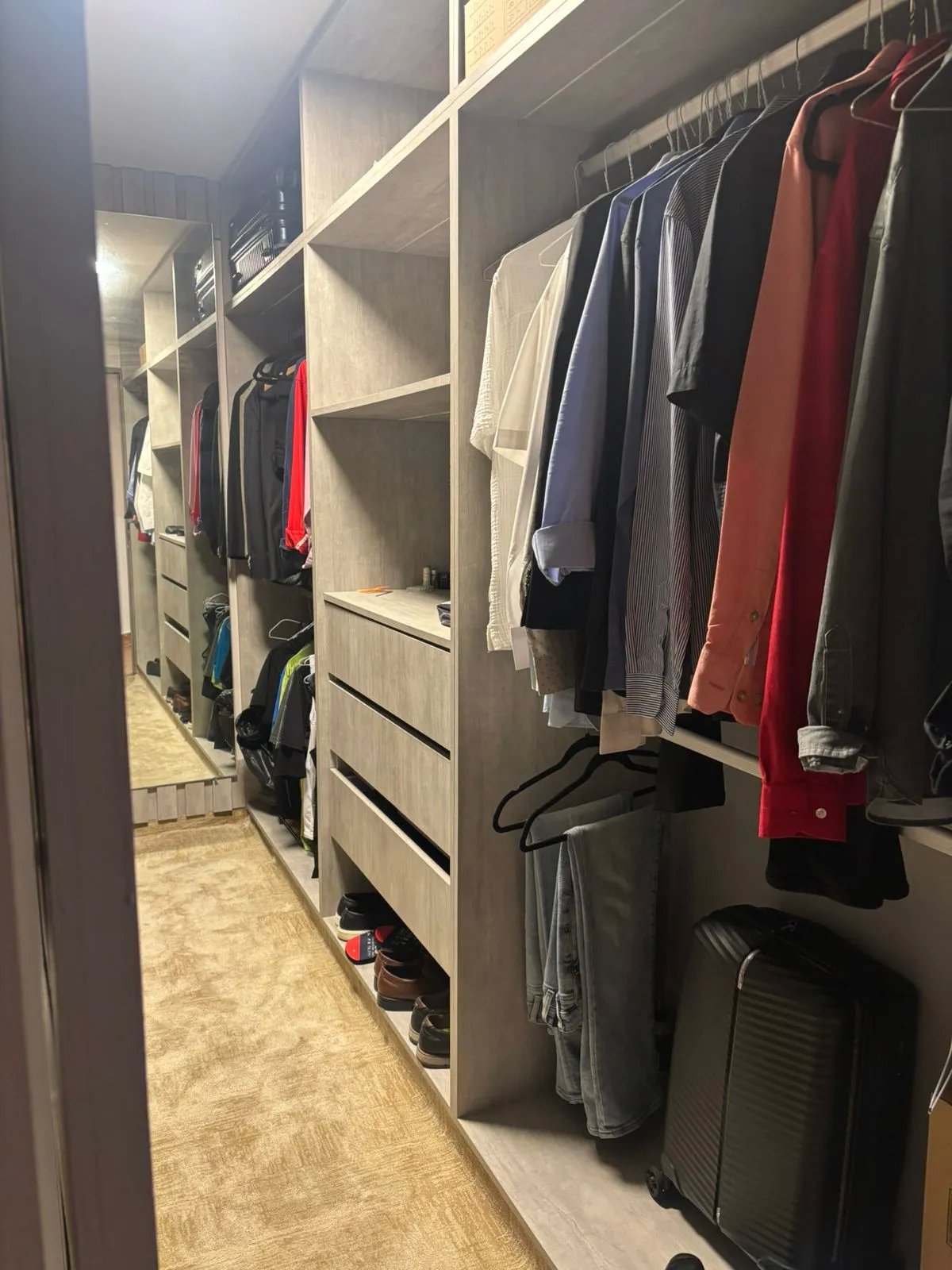 SE VENDE HERMOSO APARTAMENTO EN P.H. SKY VIEW