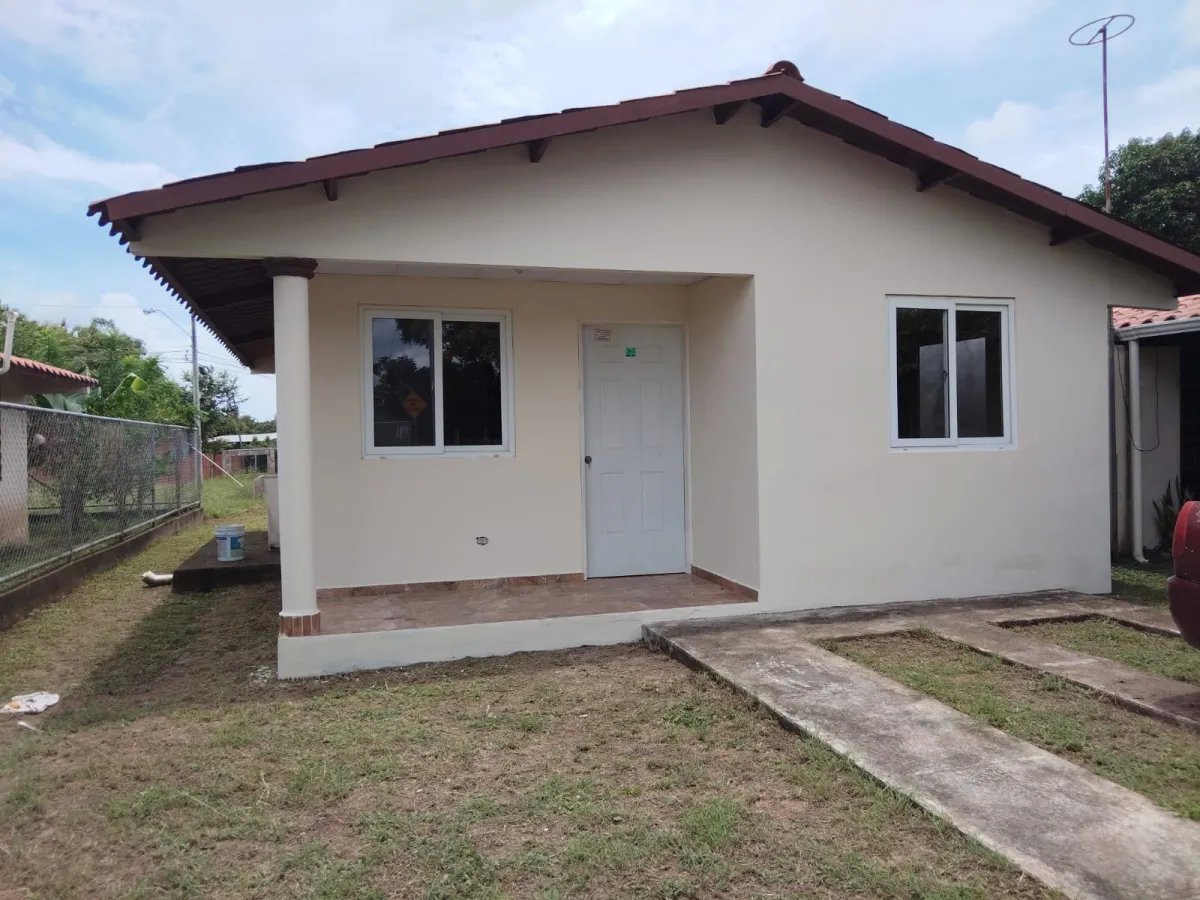 Se vende casa en Las Tablas
