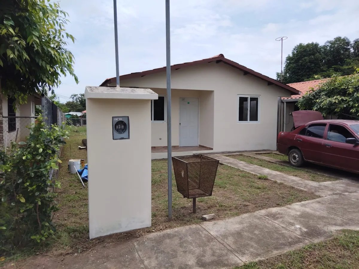 Se vende casa en Las Tablas