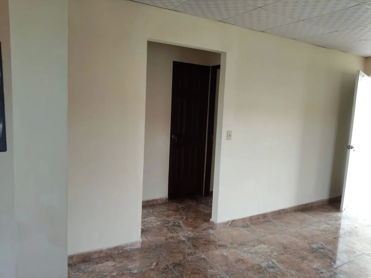 Se vende casa en Las Tablas