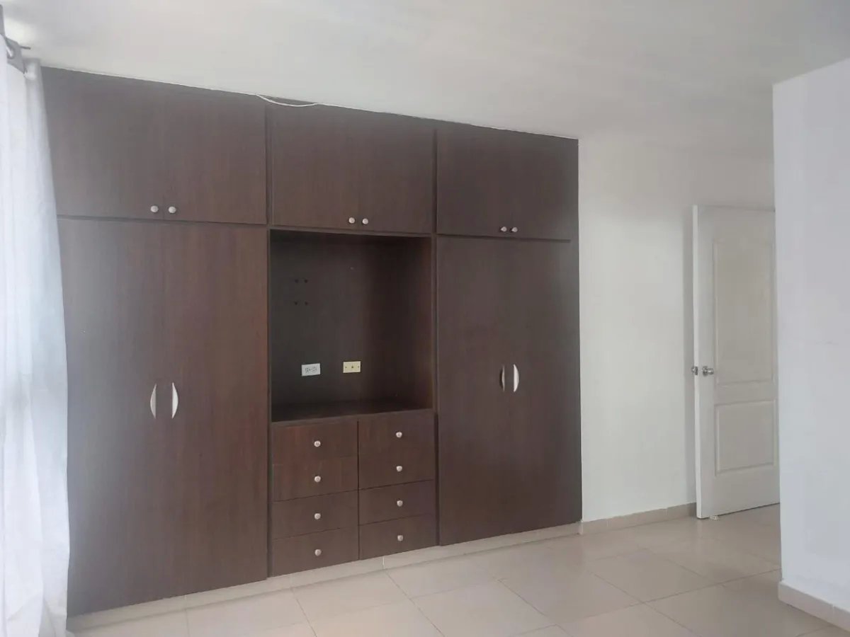 Apartment Rented/Leased in Vía Brasil
