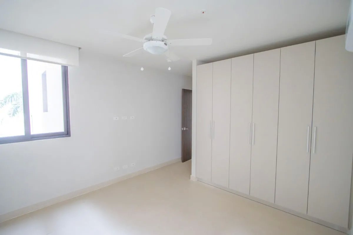 VENDO O ALQUILO APARTAMENTO EN CASA BIANCA EN COSTA DEL ESTE