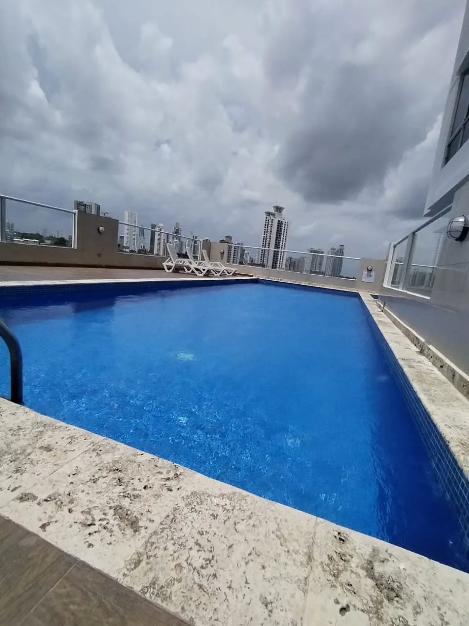 Apartamento en venta en PH Rainbow