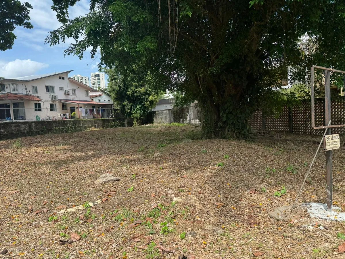 House For Sale in El Carmen