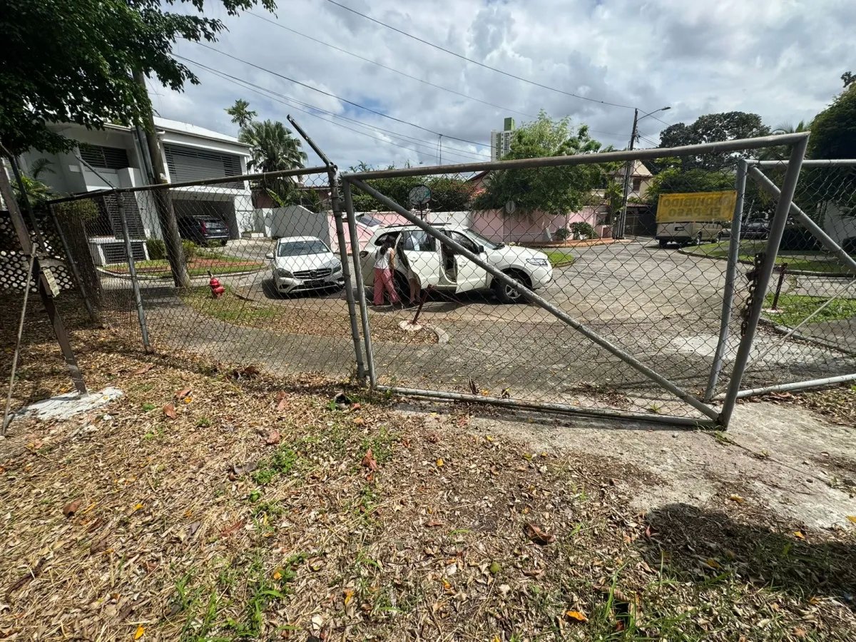 House For Sale in El Carmen