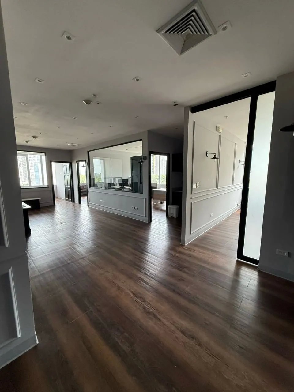 Office For Sale in Parque Lefevre