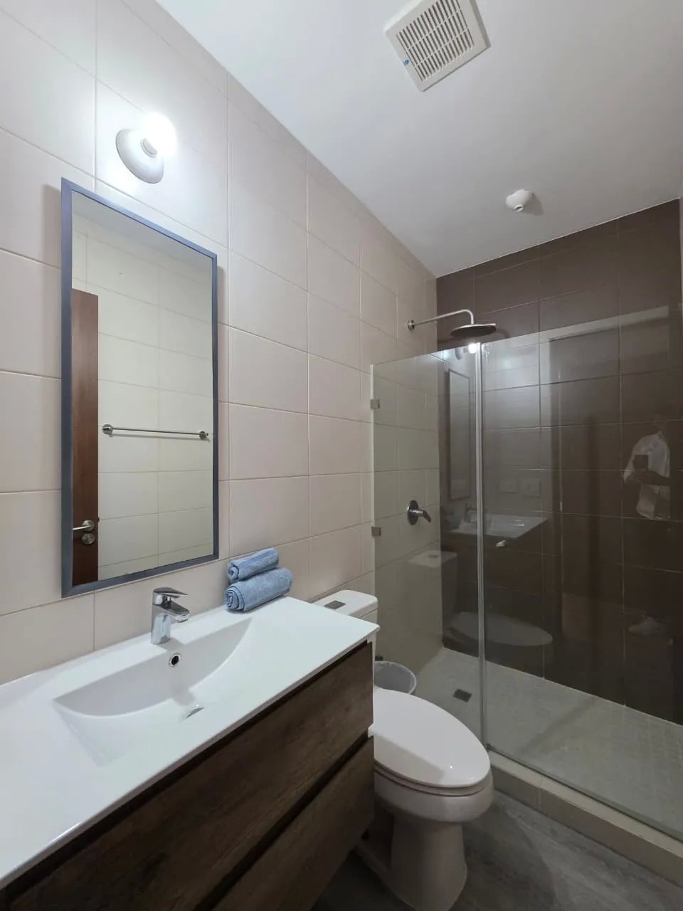 VENTA DE CASA EN PH GARDENIAS, BRISAS DEL GOLF