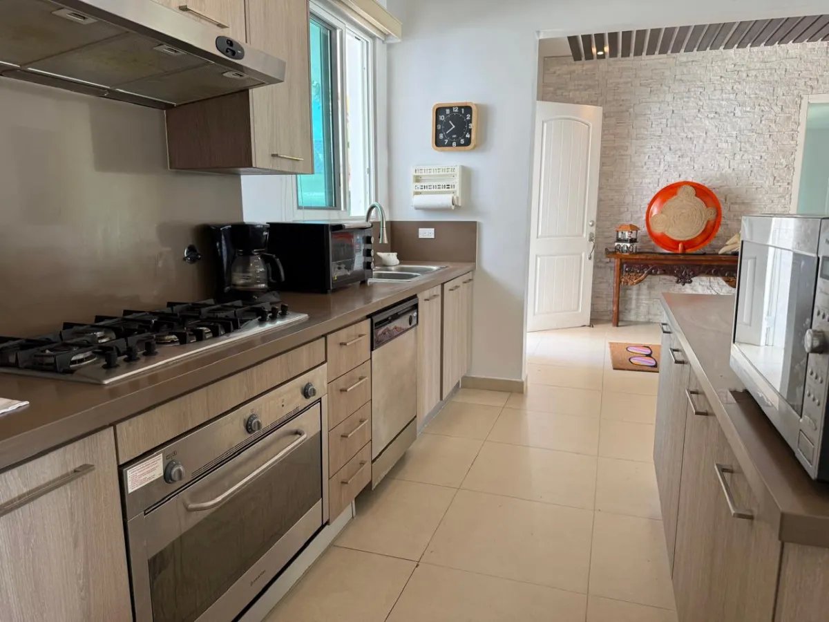 Venta de casa frente al mar en Bijao, Río Hato