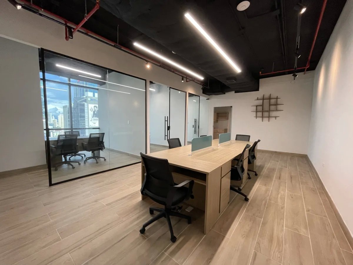 Alquiler de Oficina Amoblada en Tower Financial Center  Calle 50