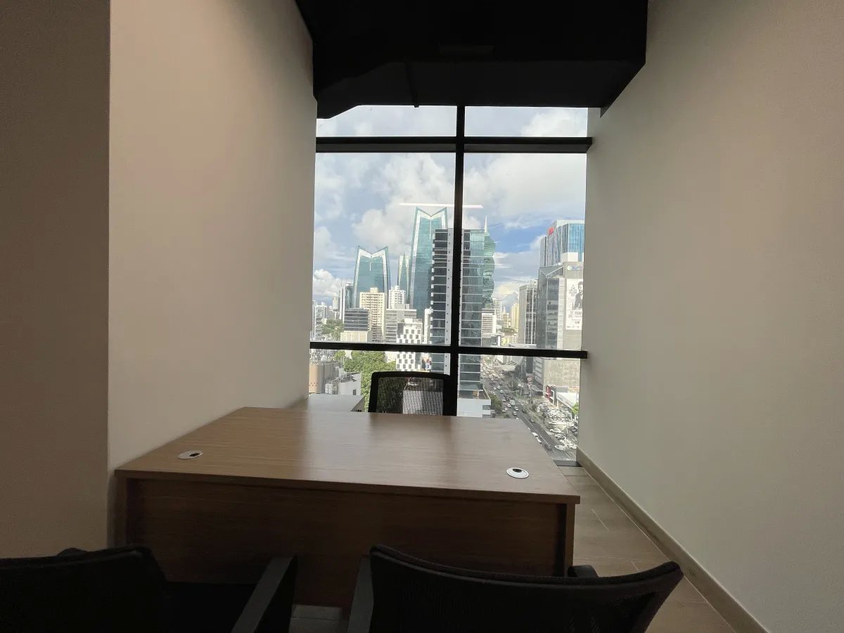 Alquiler de Oficina Amoblada en Tower Financial Center  Calle 50