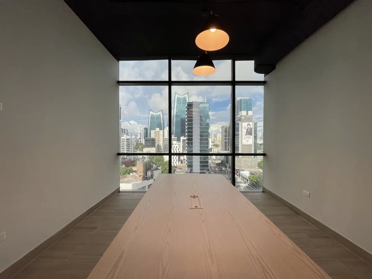 Alquiler de Oficina Amoblada en Tower Financial Center  Calle 50