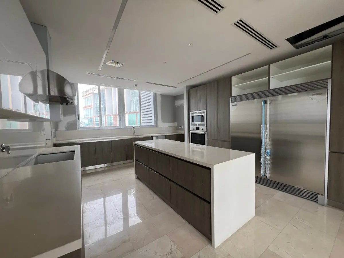 Venta de apartamento en Torre Panorama  Coco del Mar