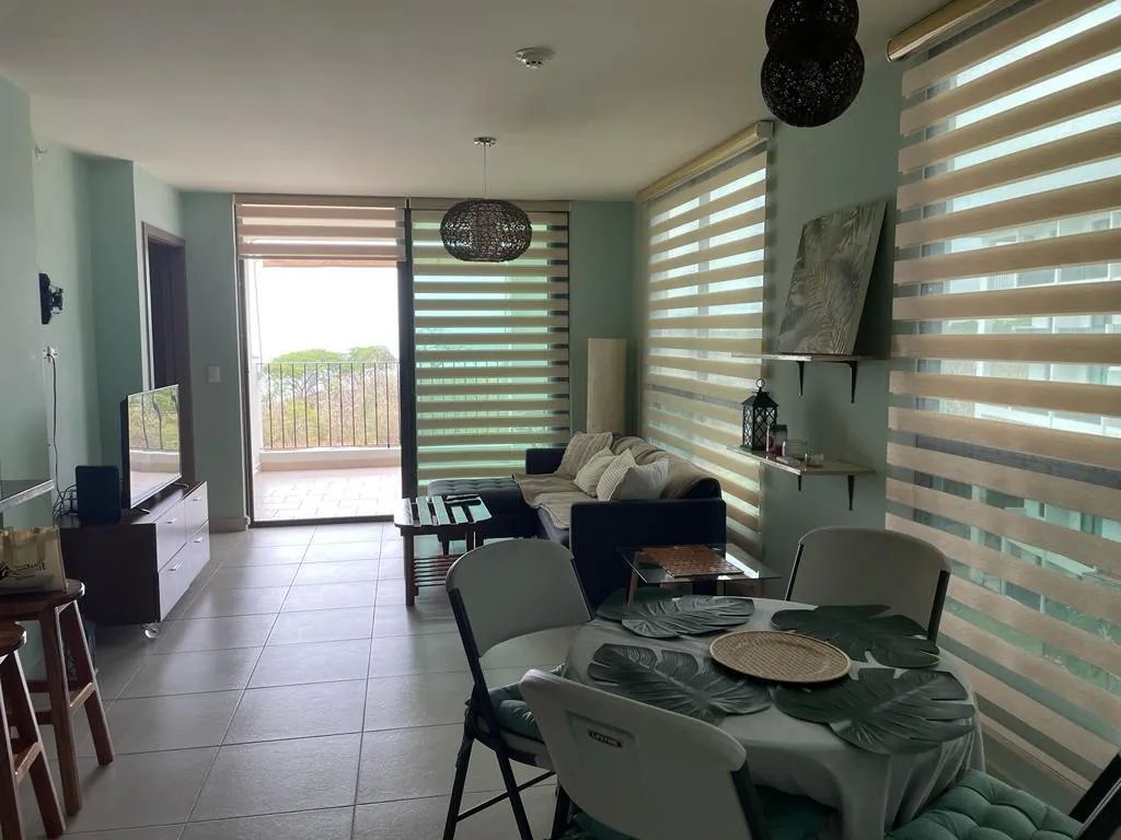 SE VENDE HERMOSO APARTAMENTO EN P.H. GALEONES