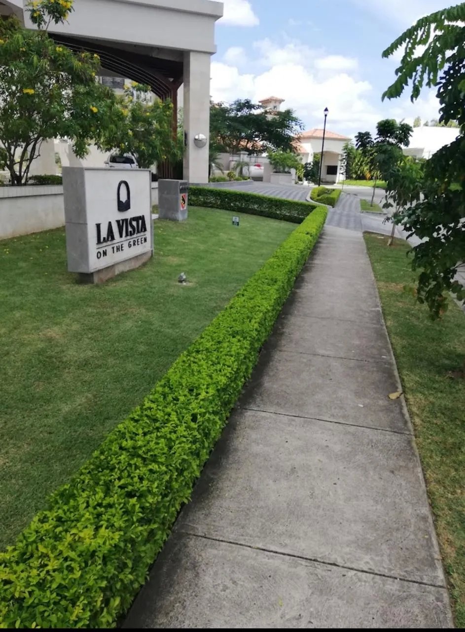 Se Alquila Apartamento en Santa  Maria