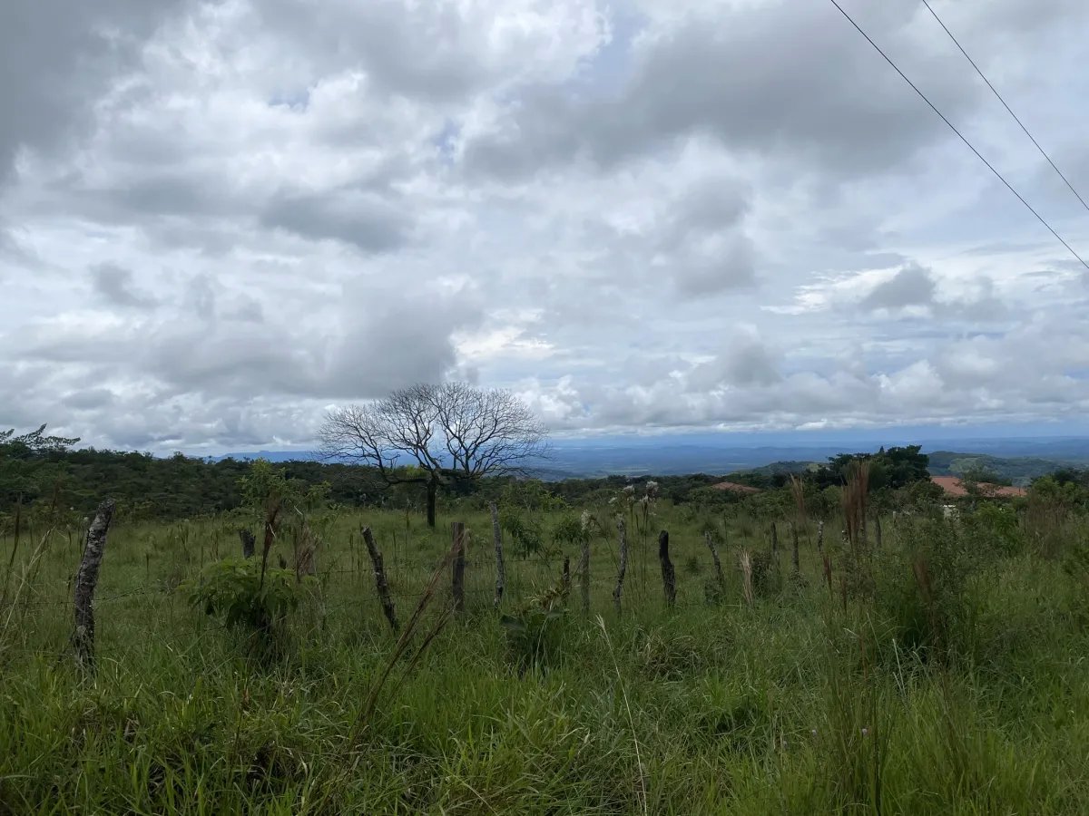 Scenic One-Hectare Homesite Near Boquete and Lucero Golf Club