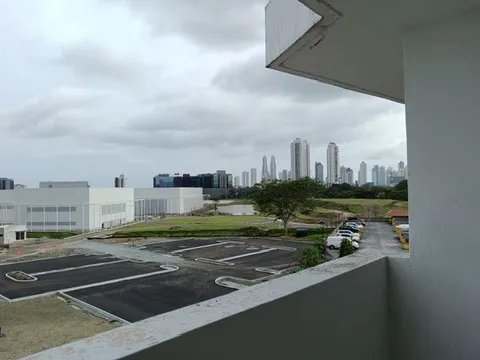 SE VENDE APARTAMENTO EN JUAN DIAZ