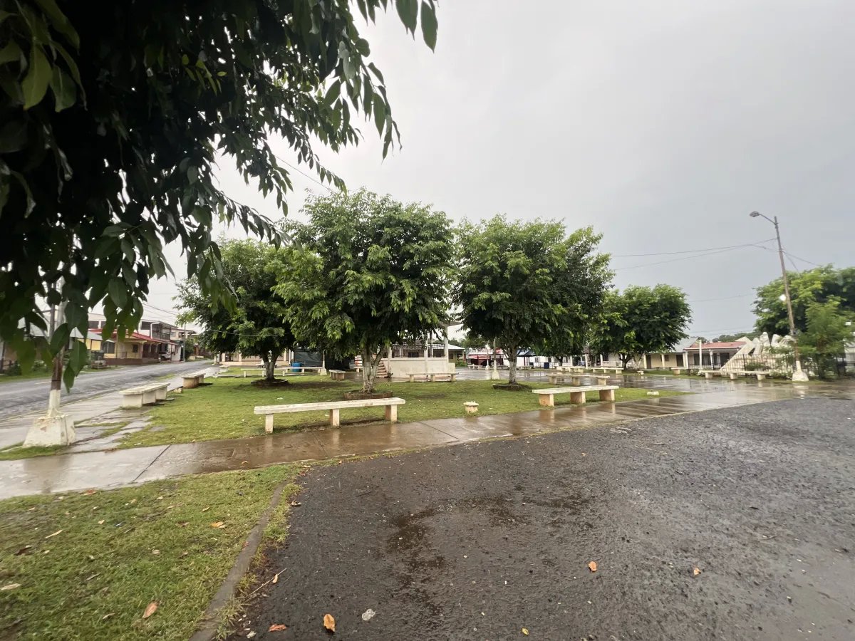 Se vende casa en Santo Domingo, Los Santos