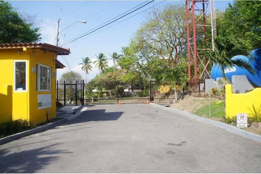 Lote de Casa en Venta en Las Uvas de San Carlos