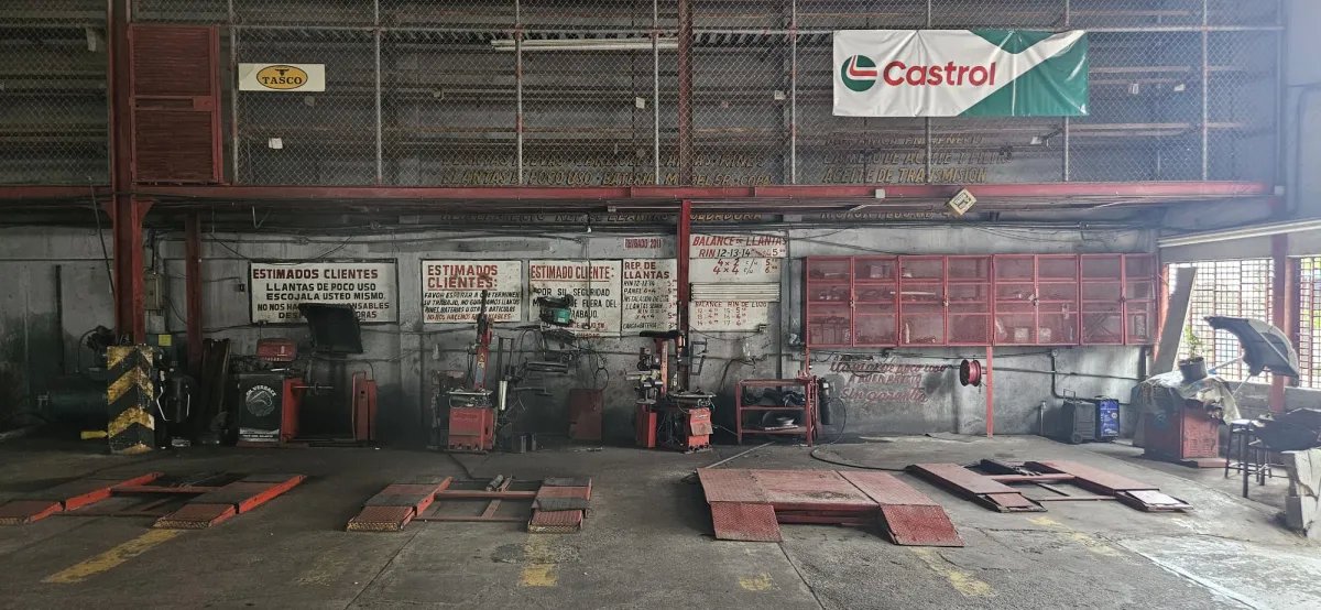 Venta de Galera Comercial ubicada en Santa Ana, Calle Estudiante, Ancón.