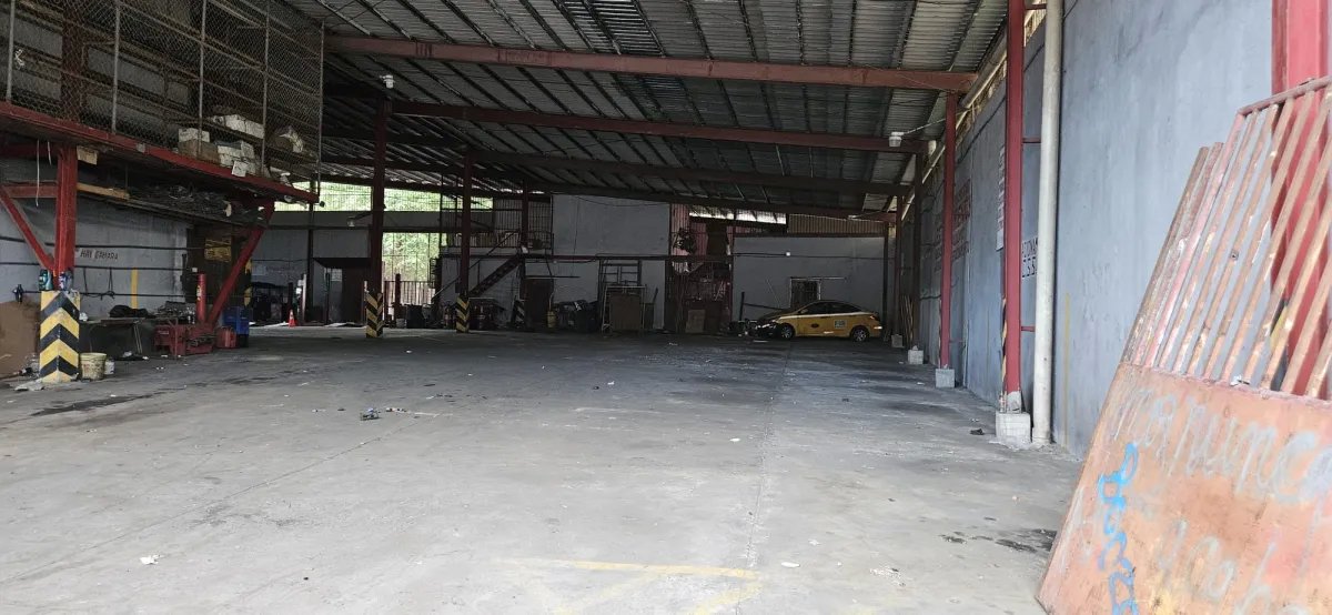 Venta de Galera Comercial ubicada en Santa Ana, Calle Estudiante, Ancón.
