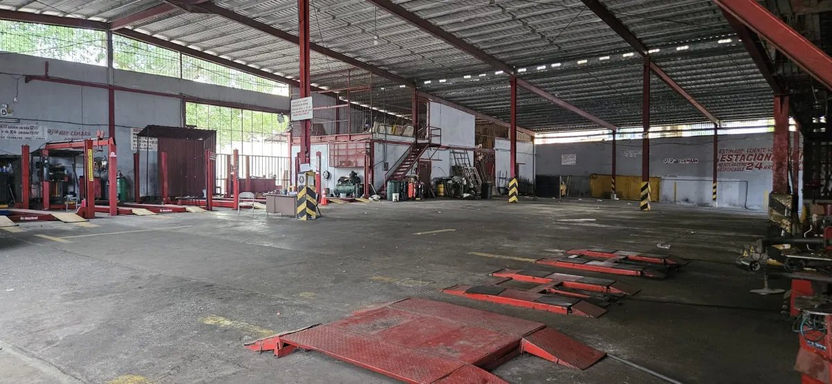 Venta de Galera Comercial ubicada en Santa Ana, Calle Estudiante, Ancón.