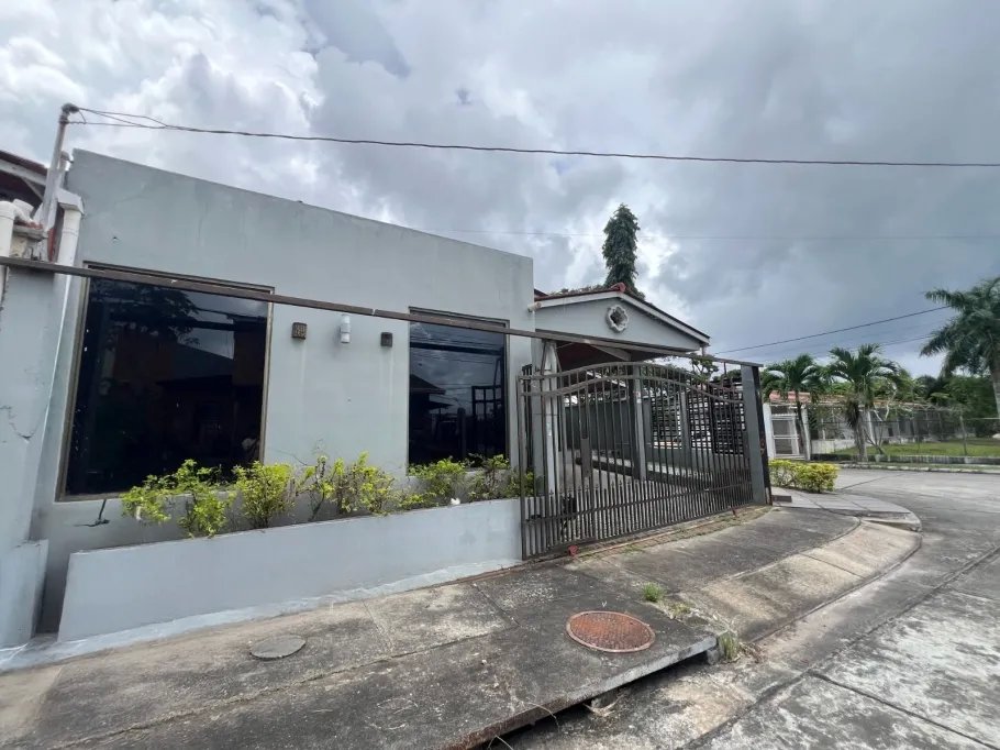 House For Sale in Residencial Vista Mar