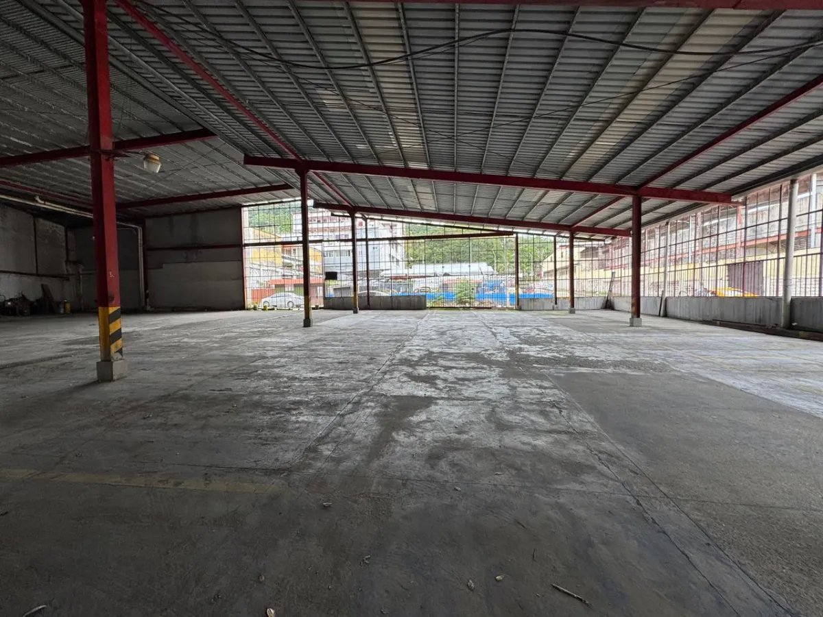 Venta de Galera Comercial ubicada en Santa Ana, Calle Estudiante, Ancó...