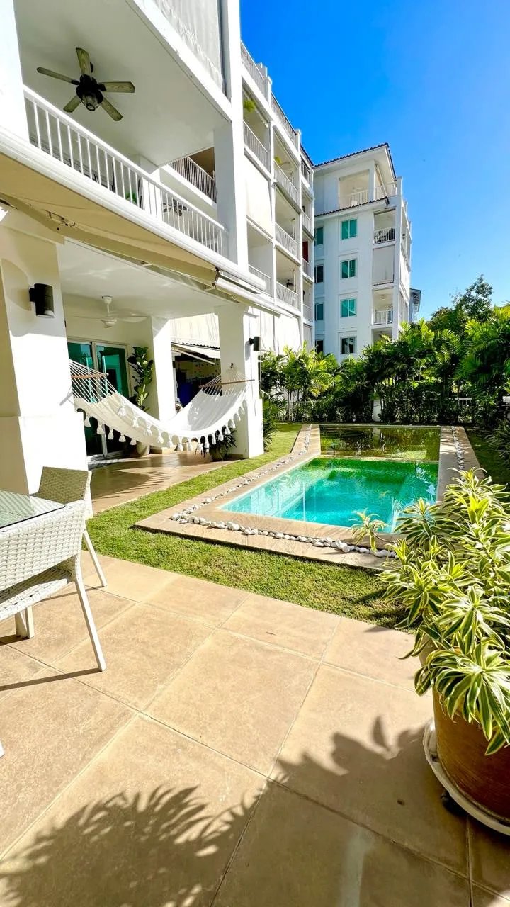 Bijao: Lujo, Jardín y Piscina. Vive la Exclusividad.