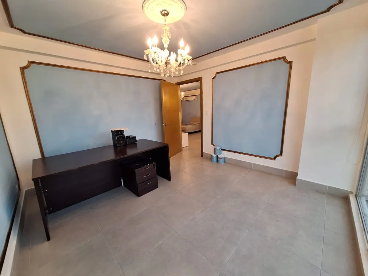 Apartment For Rent in Calle Abel Bravo