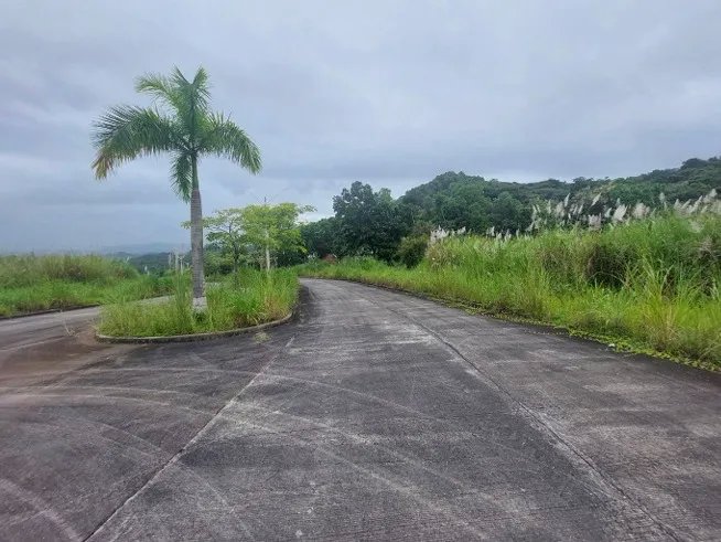 ¡GRAN OPORTUNIDAD!  SE VENDE LOTE COMERCIAL CON ZONIFICACIÓN RM-3