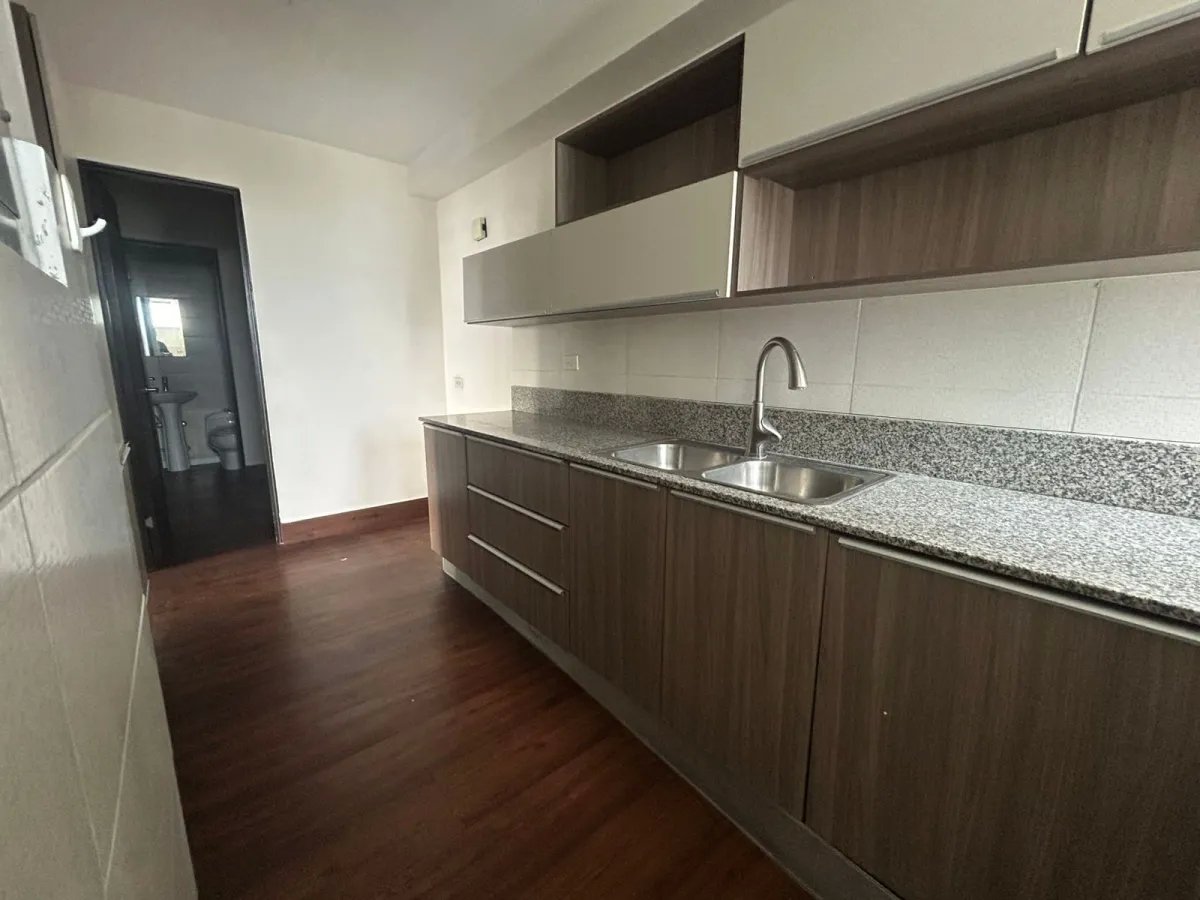 Venta de apartamento en PH Parques del Carmen  El Carmen, Bella Vista