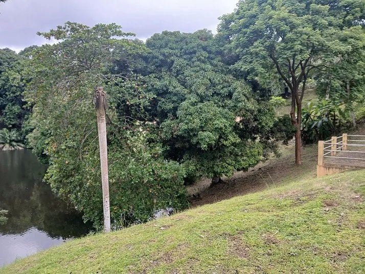 Venta Casa en Las Cumbres en el lago