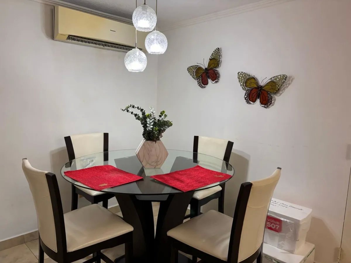 Alquiler de Apartamento en Parque Lefevre