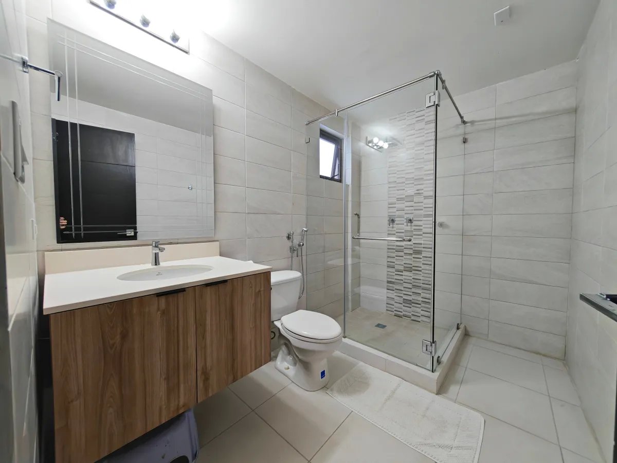 Alquiler de Apartamento Amoblado en Embassy Village