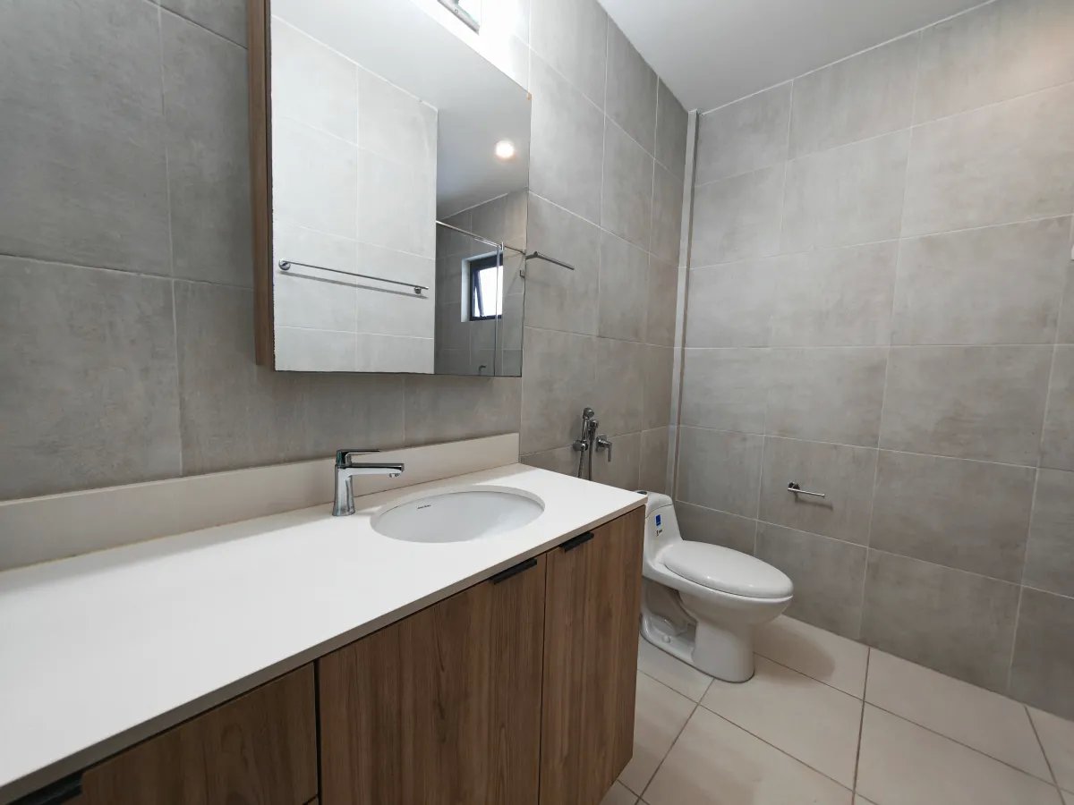 Alquiler de Apartamento Amoblado en Embassy Village