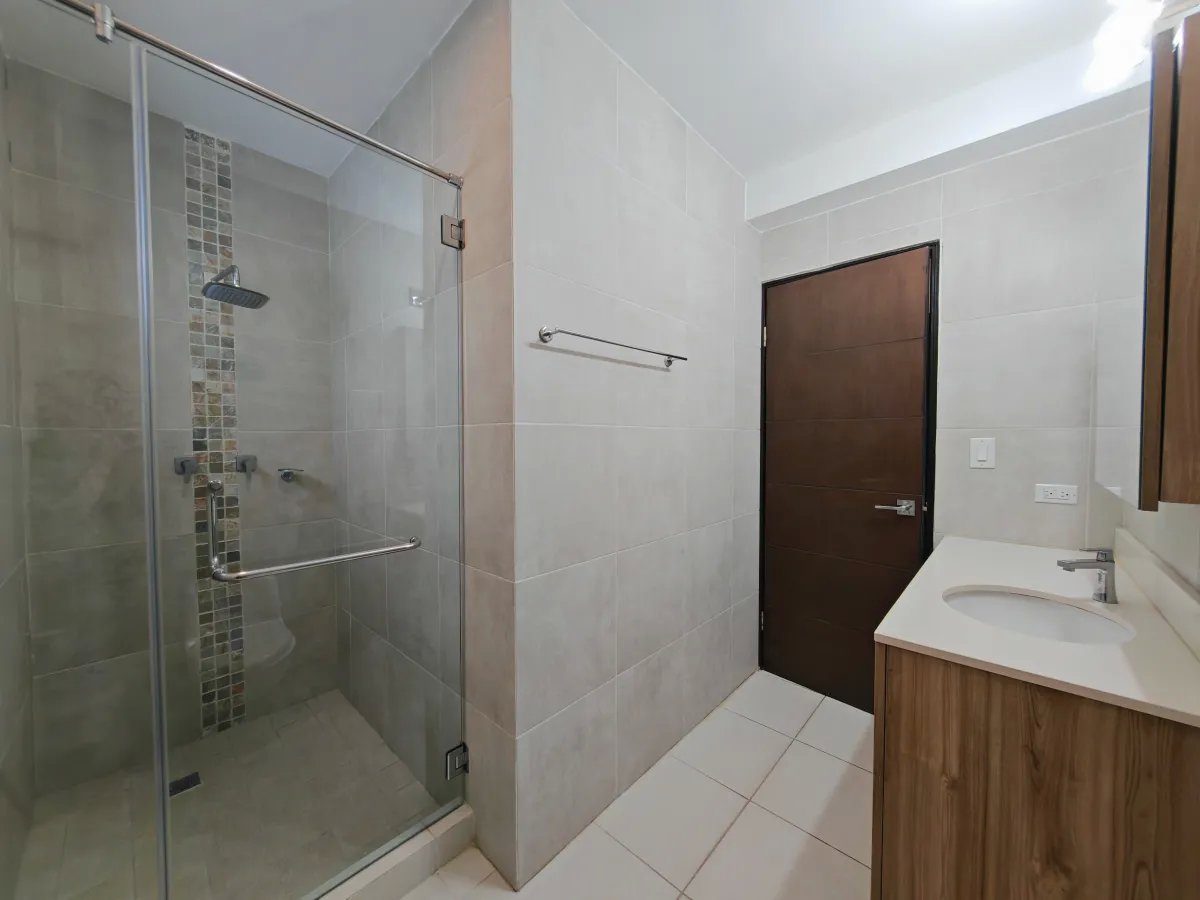 Alquiler de Apartamento Amoblado en Embassy Village