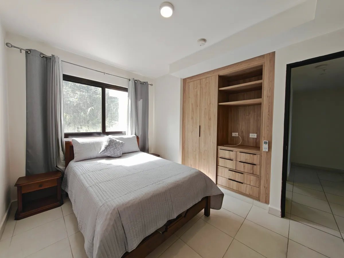 Alquiler de Apartamento Amoblado en Embassy Village