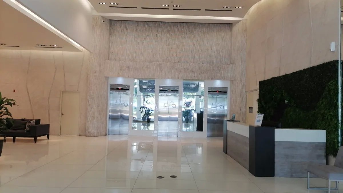 Hermoso Apartamento con Vista al Mar en Venta/Beautiful Apartment for ...