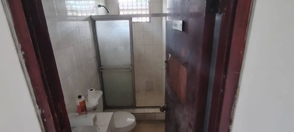 SE VENDE CASA EN ALTOS DE VACAMONTE