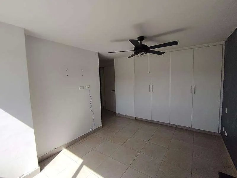 Venta de apartamento en Condado del Rey  PH Condado Country Club
