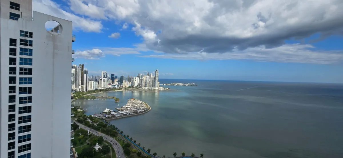 Apartamento en Venta en Avenida Balboa