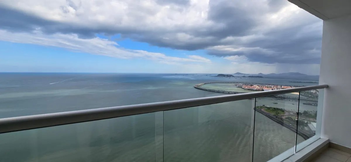 Apartamento en Venta en Avenida Balboa