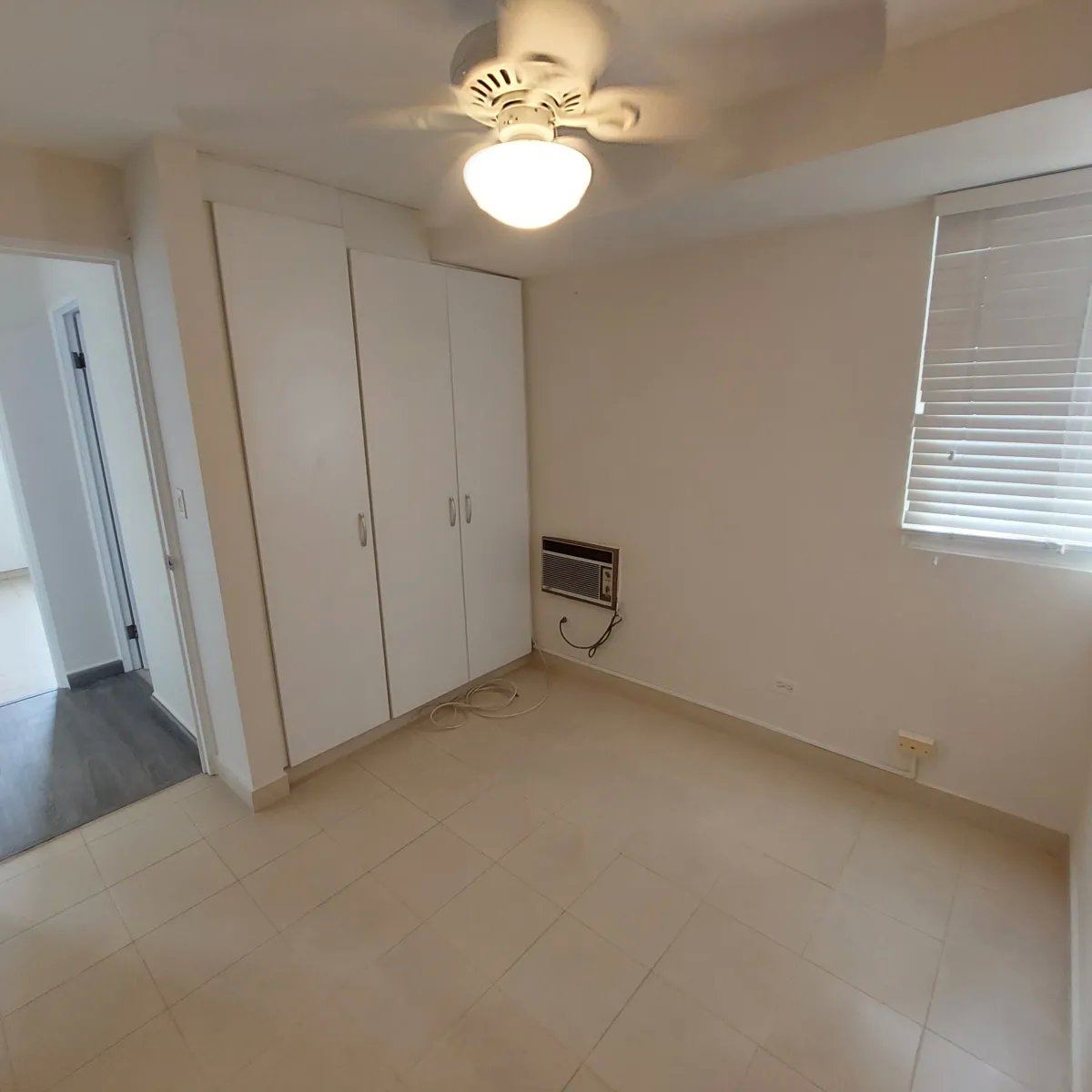 Venta de apartamento en P.H. El Mare, Bella Vista