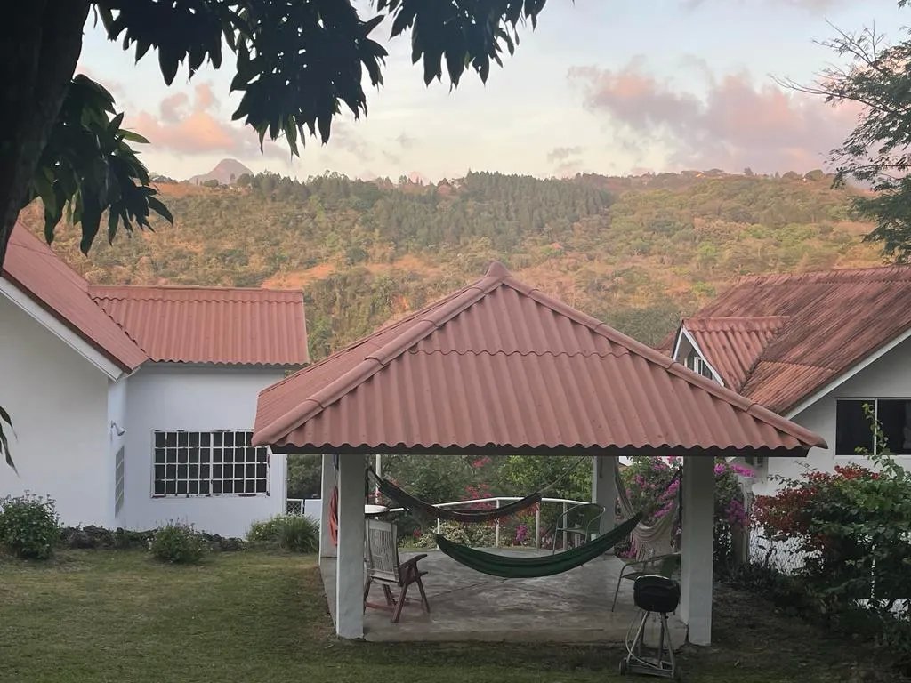 VENTA DE CASA DE MONTAÑA SORA