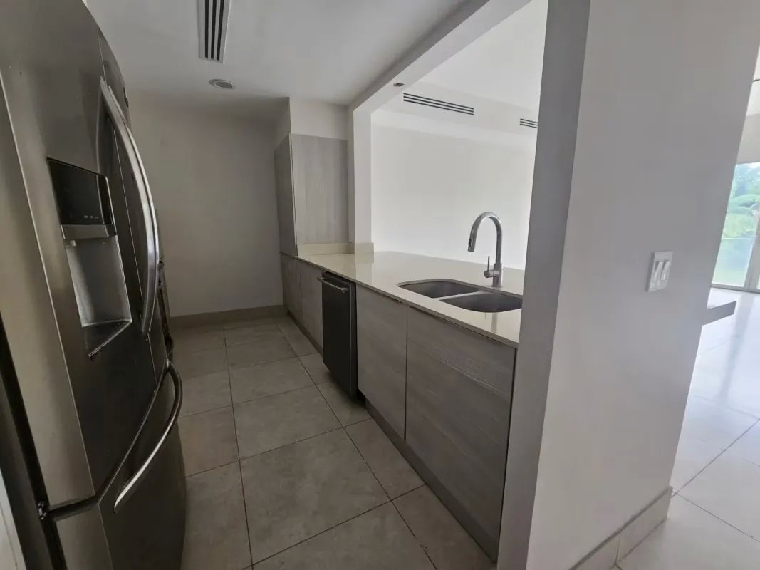 Venta de apartamento reposeido en Buenaventura, Rio Hato