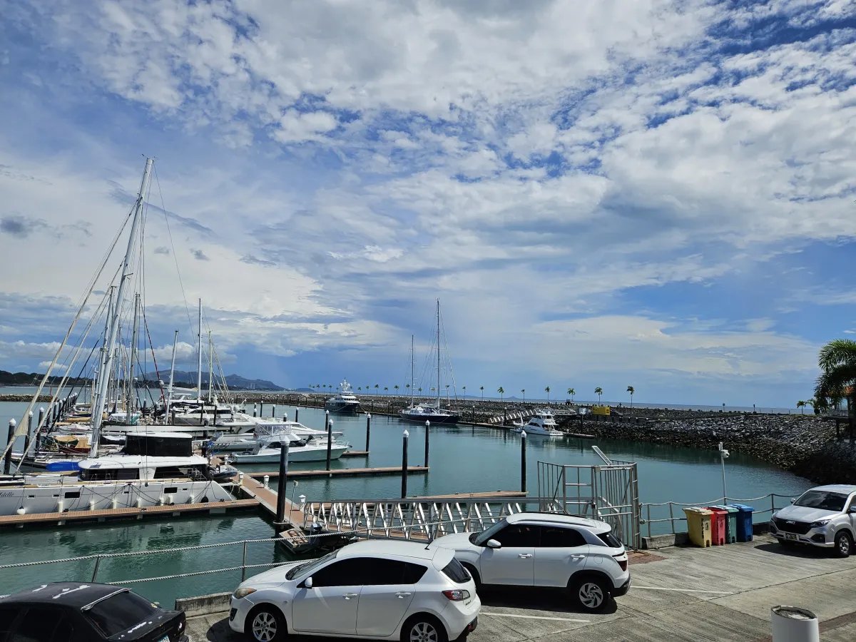 Venta de Lujosa Casa en Vista Mar, San Carlos, Panam