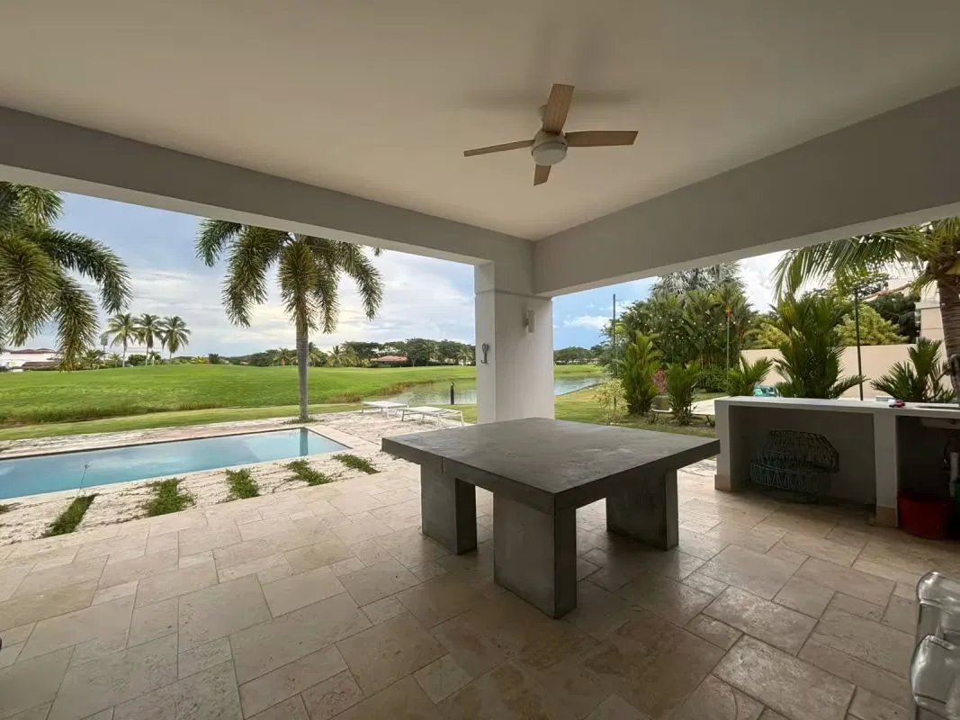 Venta de Casa en PH Ocean Lakes  Buenaventura, Cocl