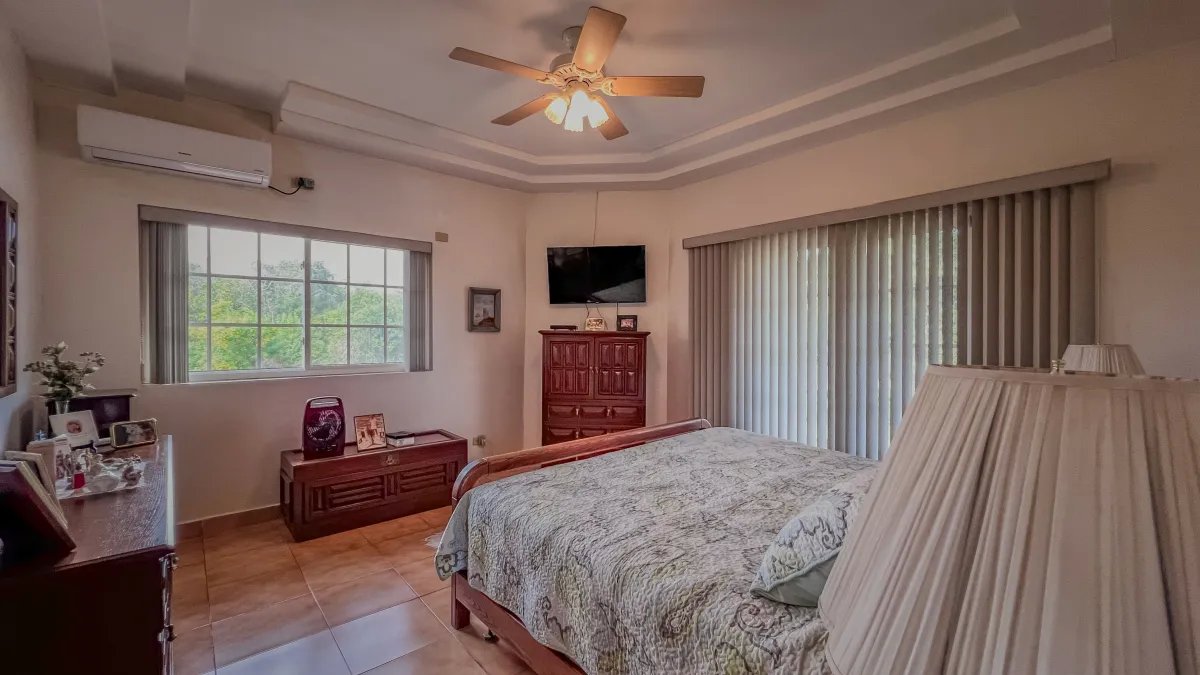 Vacation Home For Sale in Riomar, San Carlos