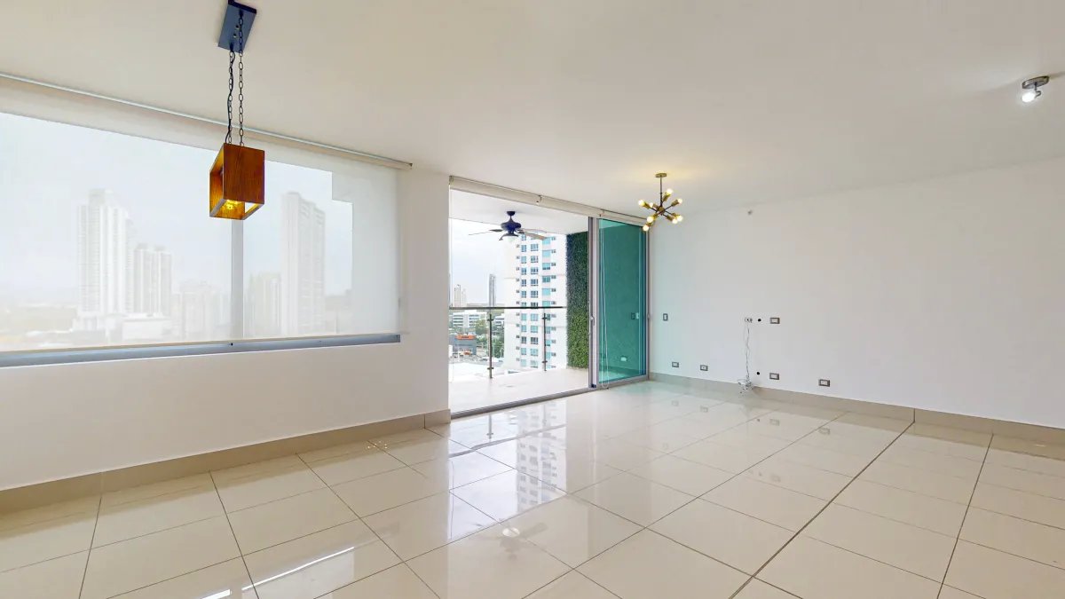 Apartment For Sale in Avenida Costa del Este