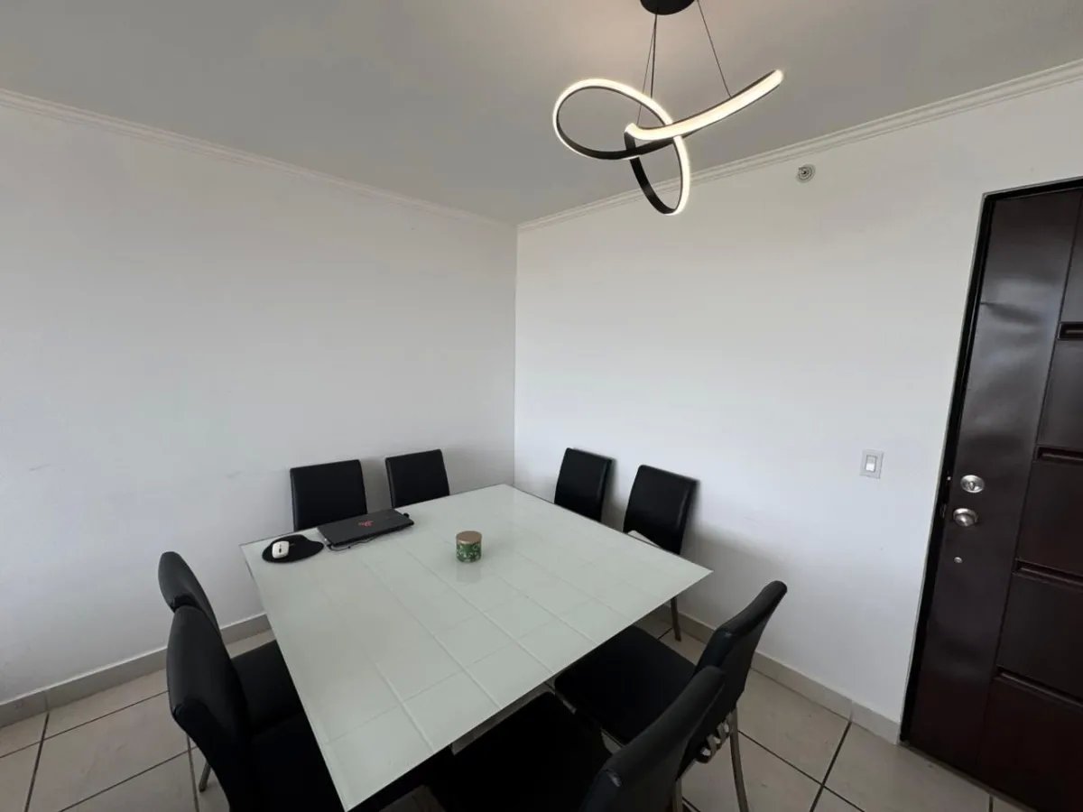 Alquiler de apartamento full amoblado  PH Lefevre 75